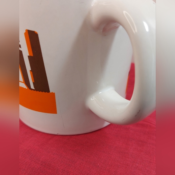 2012 Dunkin' Donuts 'Florida Runs On Dunkin' 14 oz Coffee Mug Limited Edition - Picture 9 of 10